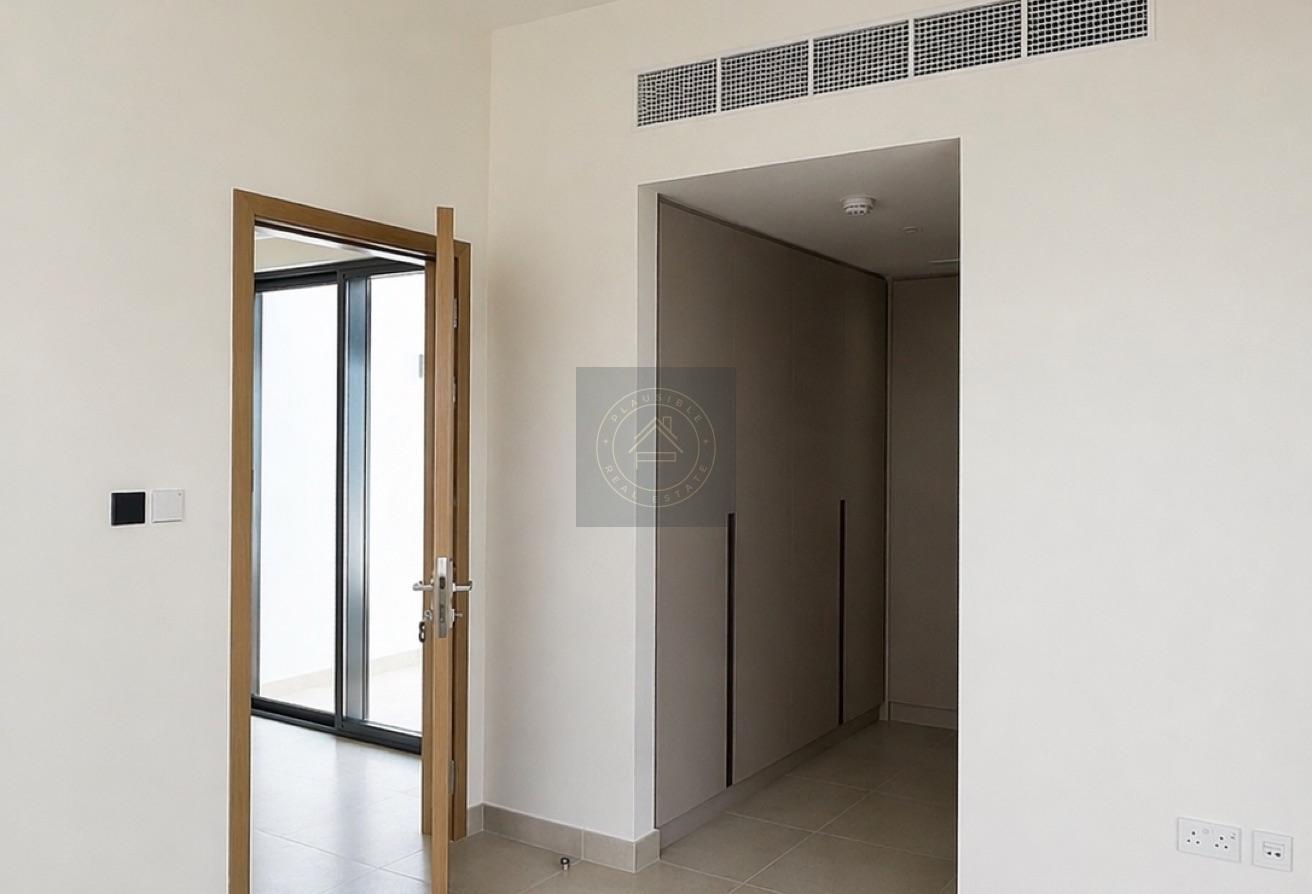 4 BR Townhouse in Arabian Ranches 3 with Amenities photo 10
