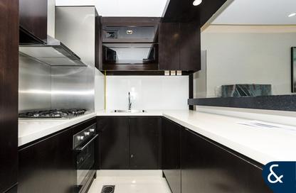 Apartment - 2 - 3 for rent in Upper Crest - Downtown Dubai - Dubai