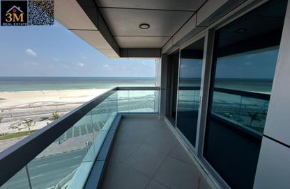 Apartment - 3 Bedrooms - 4 Bathrooms for rent in Corniche Tower - Ajman Corniche Road - Ajman