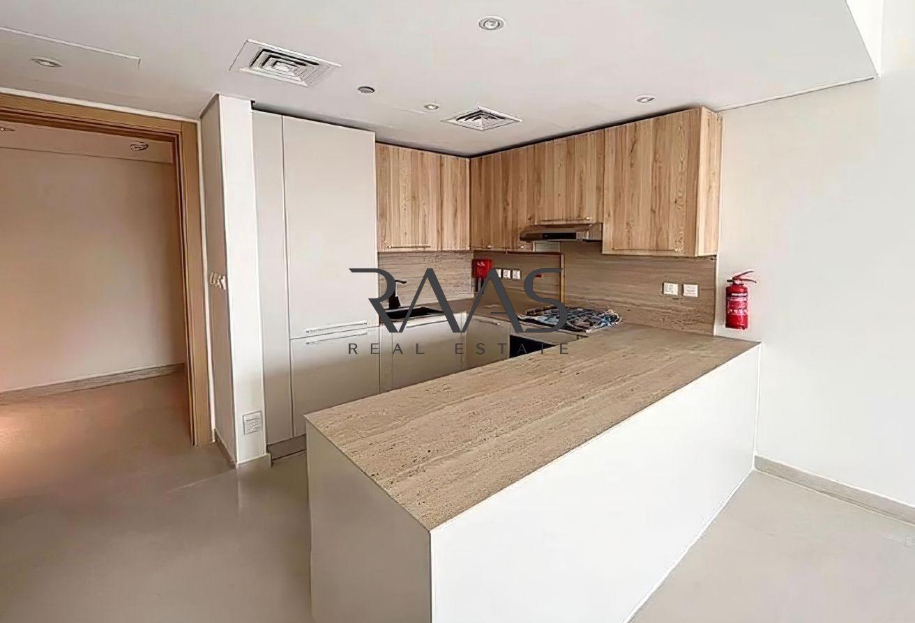 Fully Renovated | Brand New Building |2 Bed +Maid photo 2