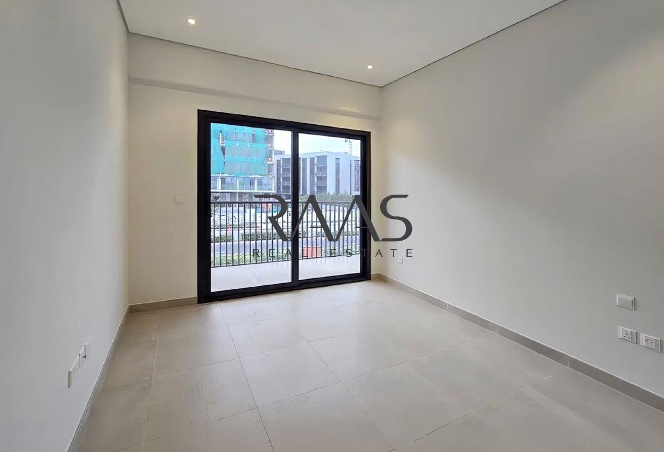 Fully Renovated | Brand New Building |2 Bed +Maid photo 5