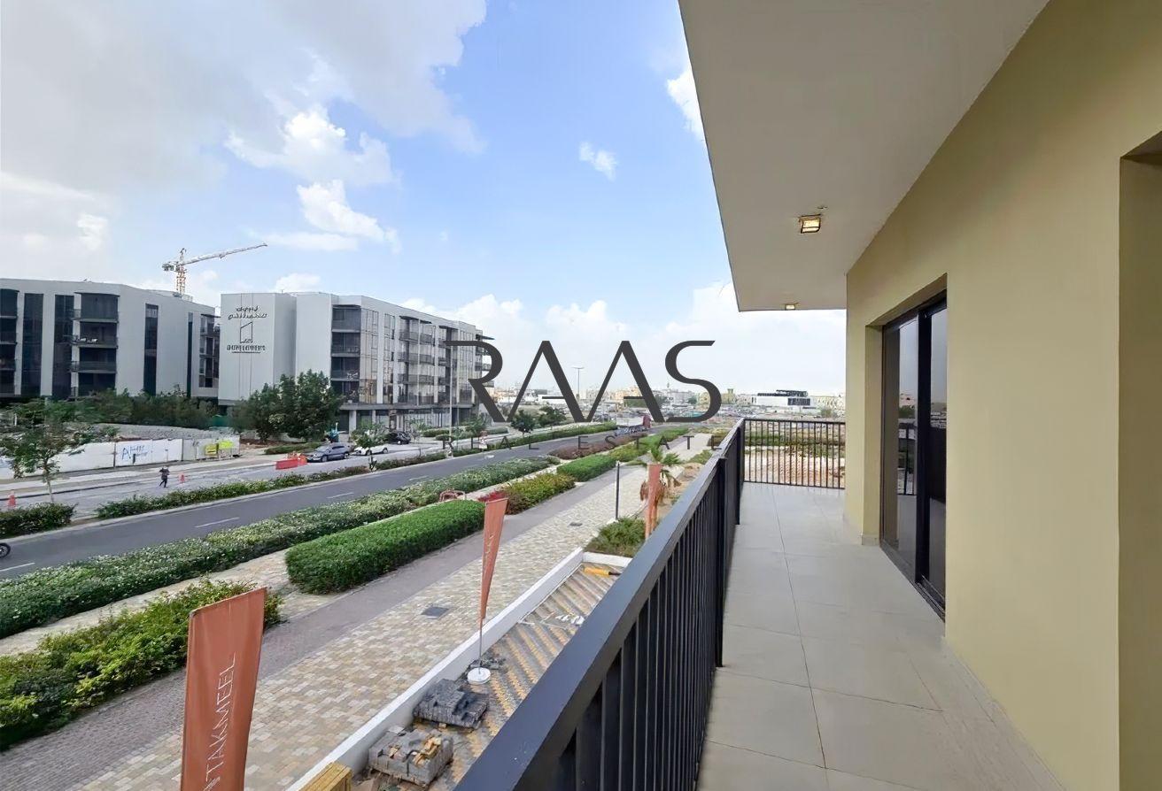 Fully Renovated | Brand New Building |2 Bed +Maid photo 6