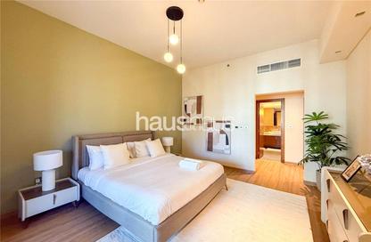 Apartment - 2 Bedrooms - 3 Bathrooms for sale in Marina Residences 6 - Marina Residences - Palm Jumeirah - Dubai