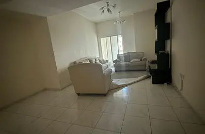 Apartment - 2 Bedrooms - 2 Bathrooms for rent in Al Majaz 2 - Al Majaz - Sharjah