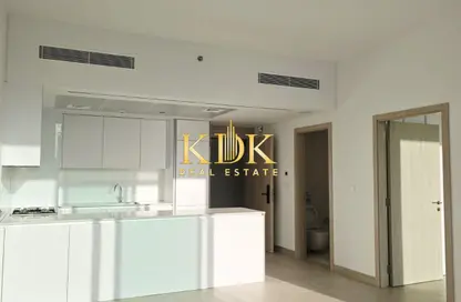 شقة - غرفة نوم - 2 حمامات للايجار في لوما بارك فيوز - منطقة 14 - قرية جميرا الدائرية - دبي