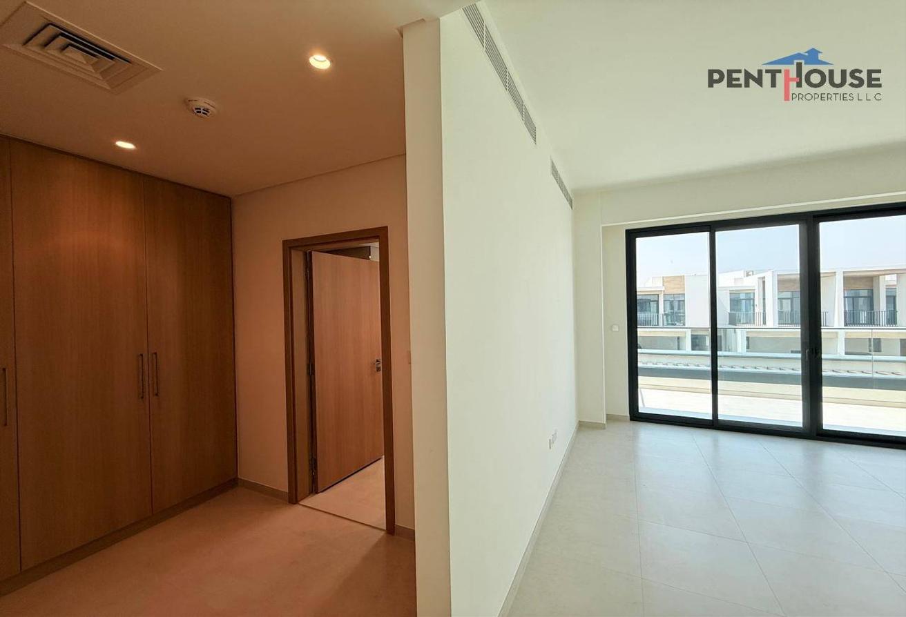 Spacious 3 BR Villa in Caya Arabian Ranches photo 16
