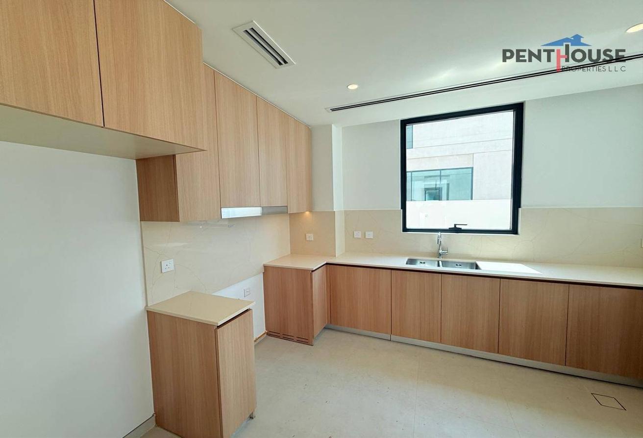 Spacious 3 BR Villa in Caya Arabian Ranches photo 4