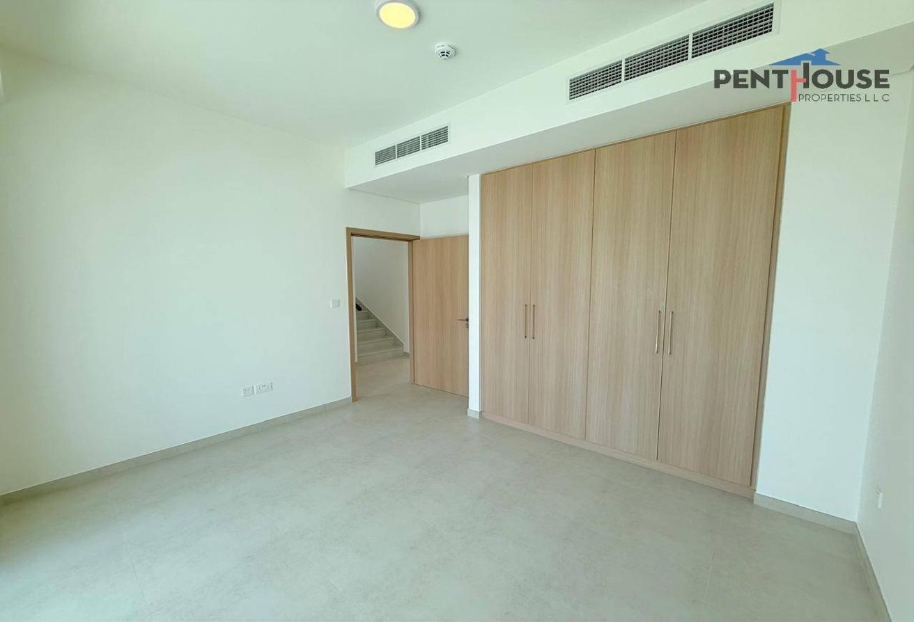 Spacious 3 BR Villa in Caya Arabian Ranches photo 12