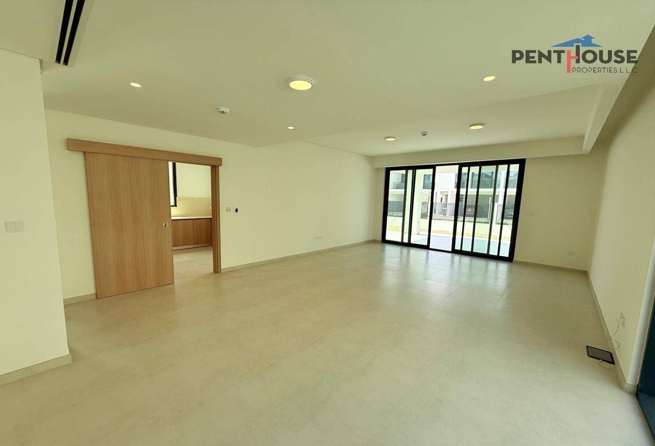 Spacious 3 BR Villa in Caya Arabian Ranches photo 6