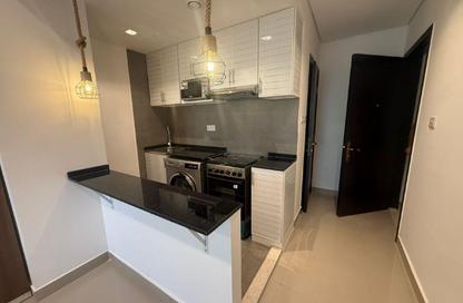 Apartment - Studio - 1 Bathroom for rent in Cornich Al Khalidiya - Al Khalidiya - Abu Dhabi