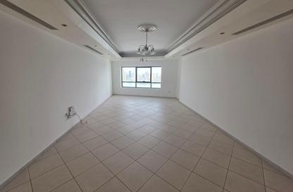 Apartment - 3 Bedrooms - 4 Bathrooms for sale in Al Majaz 3 - Al Majaz - Sharjah