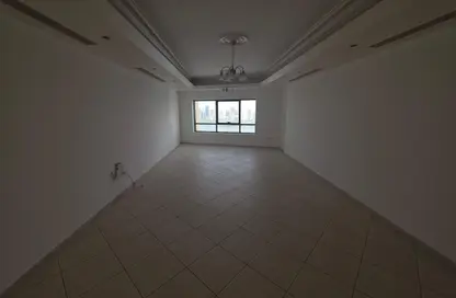 Apartment - 3 Bedrooms - 4 Bathrooms for sale in Al Majaz 3 - Al Majaz - Sharjah