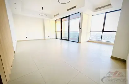 Apartment - 3 Bedrooms - 3 Bathrooms for rent in La Plage Tower - Al Mamzar - Sharjah - Sharjah