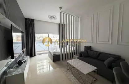 Apartment - 1 Bathroom for rent in UniEstate Prime Tower - District 10 - Jumeirah Village Circle - Dubai