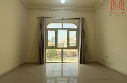 Villa - 4 Bedrooms - 5 Bathrooms for rent in Al Jafiliya Villas - Al Jafiliya - Dubai