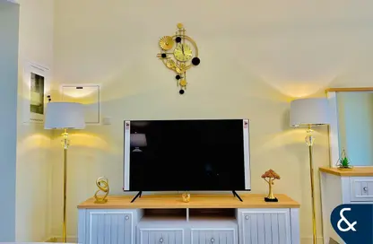 شقة - 1 حمام للايجار في برج سفير 1 - ابراج سفير - الخليج التجاري - دبي