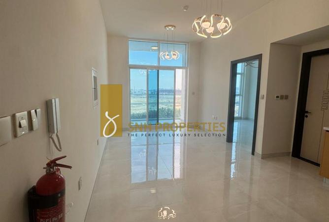 100858162 - Property Image 3