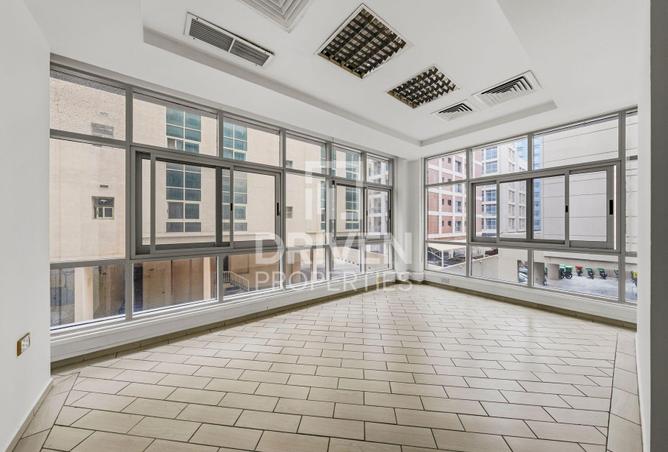 76560721 - Property Main Image