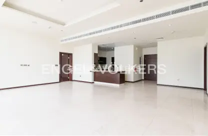 Apartment - 2 Bedrooms - 3 Bathrooms for rent in Sapphire - Tiara Residences - Palm Jumeirah - Dubai