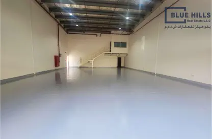 Warehouse - Studio - 1 Bathroom for rent in Umm Ramool - Dubai