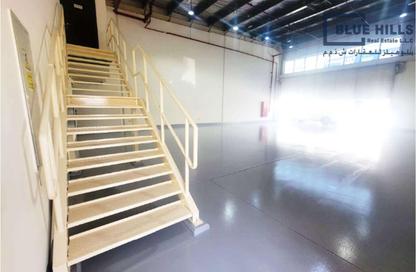 Warehouse - Studio - 1 Bathroom for rent in Umm Ramool - Dubai