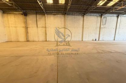 مستودع - استوديو - 1 حمام للايجار في 18 المنطقة الصناعية رقم - المنطقة الصناعية بالشارقة - الشارقة