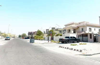 Compound - 7+ Bedrooms - 7+ Bathrooms for sale in Shakhbout City - Abu Dhabi