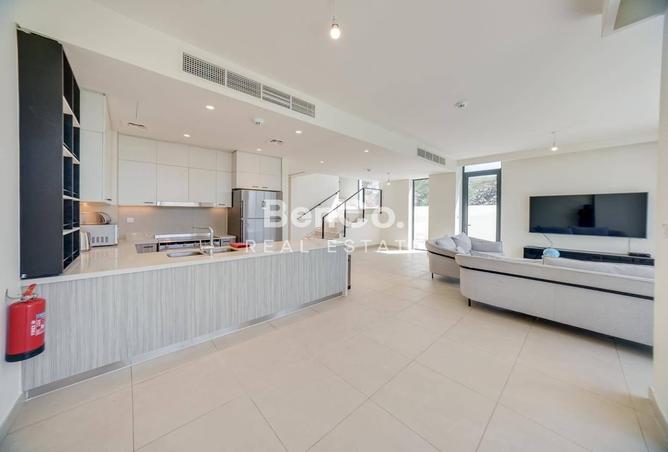 72305967 - Property Image 3