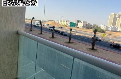 شقة - 2 غرف نوم - 3 حمامات للايجار في قرية الاميرة - الياسمين - عجمان