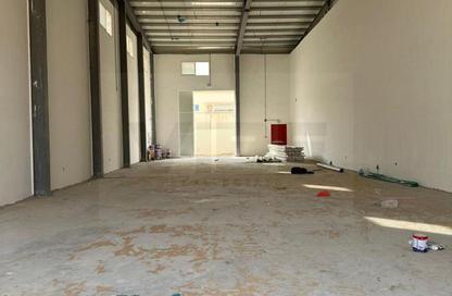 Warehouse - Studio for rent in Al Hamra Village - Ras Al Khaimah