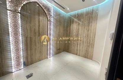 متجر - استوديو - 1 حمام للايجار في B- برج الأمواج - برج الأمواج - دبي مارينا - دبي