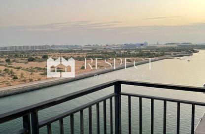 Apartment - 3 Bedrooms - 3 Bathrooms for rent in Waters Edge - Yas Island - Abu Dhabi