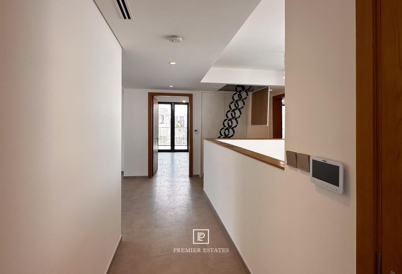 5-Bed | Pool | Backyard | Spacious Family Living photo 7