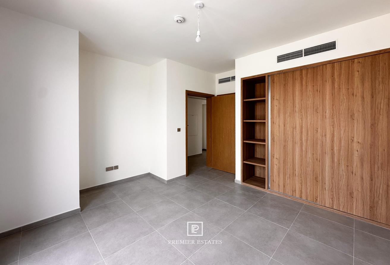 5-Bed | Pool | Backyard | Spacious Family Living photo 16