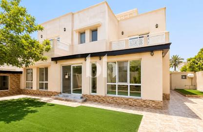 Villa - 6 Bedrooms - 5 Bathrooms for rent in Meadows 8 - Meadows - Dubai Villa - 6 Bedrooms - 5 Bathrooms for rent in Meadows 8 - Meadows - Dubai