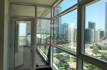 Apartment - 4 Bedrooms - 4 Bathrooms for rent in Nation Towers - Corniche Road - Abu Dhabi