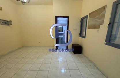 Apartment - Studio - 1 Bathroom for rent in Al Butina B - Al Butina - Sharjah Apartment - Studio - 1 Bathroom for rent in Al Butina B - Al Butina - Sharjah
