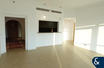 Apartment - 2 Bedrooms - 3 Bathrooms for rent in Al Tamr - Shoreline Apartments - Palm Jumeirah - Dubai Apartment - 2 Bedrooms - 3 Bathrooms for rent in Al Tamr - Shoreline Apartments - Palm Jumeirah - Dubai