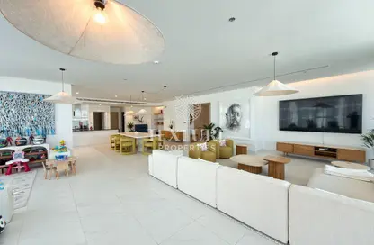 شقة - 4 غرف نوم - 6 حمامات للبيع في مساكن 11 - المنطقة وان - مدينة الشيخ محمد بن راشد - دبي