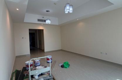 Apartment - 2 Bedrooms - 2 Bathrooms for rent in Gate Tower 1 - Musheiref - Ajman