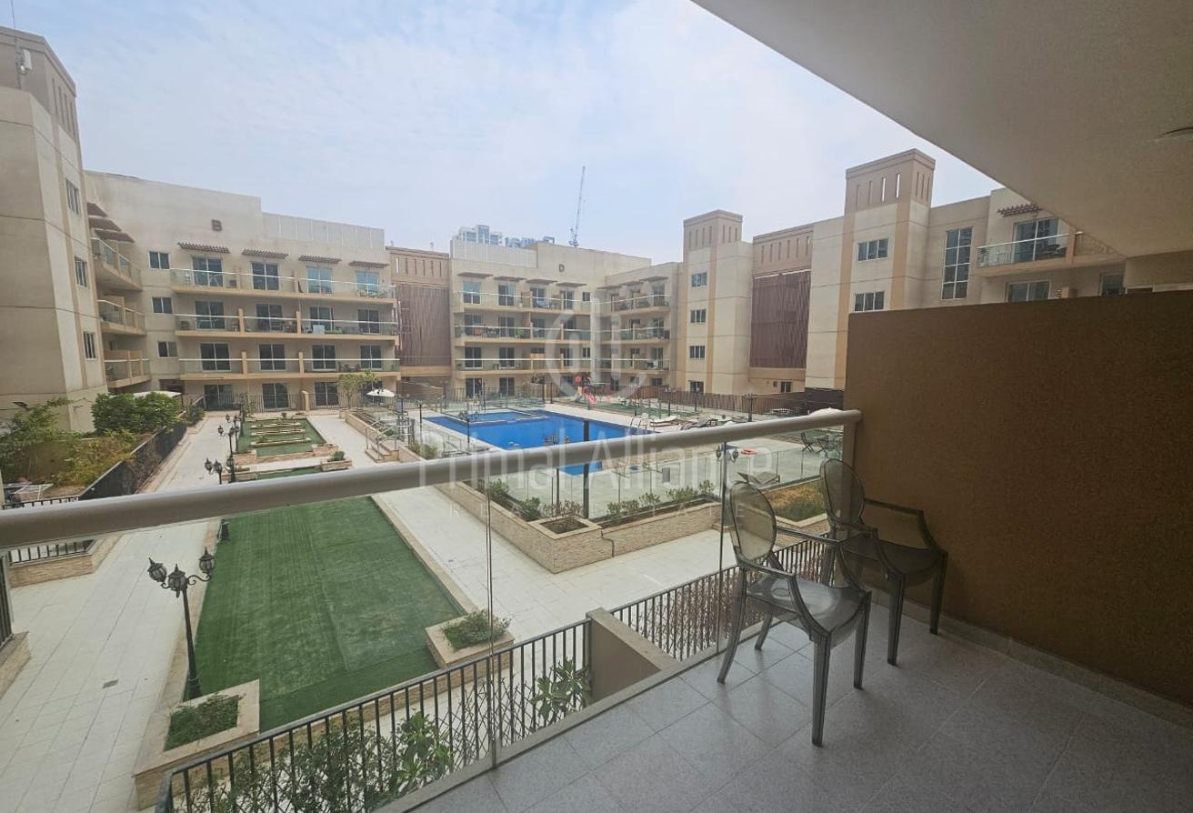 Fully Furnished Studio | Great Location | Vacant photo 10
