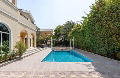 Villa - 5 - 6 for sale in The Centro - The Villa - Dubai