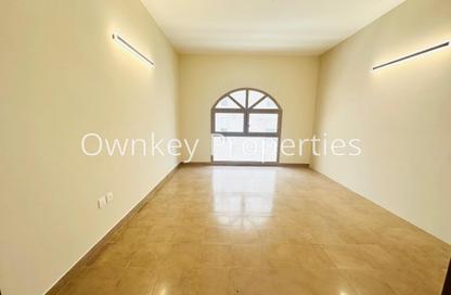 Apartment - 1 Bedroom - 1 Bathroom for rent in Mankhool Building - Al Mankhool - Bur Dubai - Dubai