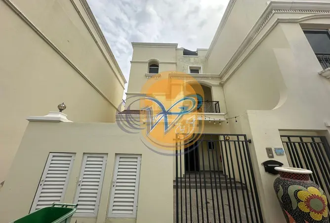 73114057 - Property Image 2