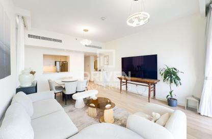 Apartment - 2 Bedrooms - 3 Bathrooms for sale in Boulevard Crescent Tower 1 - BLVD Crescent - Downtown Dubai - Dubai