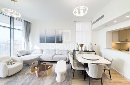 Apartment - 2 Bedrooms - 3 Bathrooms for sale in Boulevard Crescent Tower 1 - BLVD Crescent - Downtown Dubai - Dubai