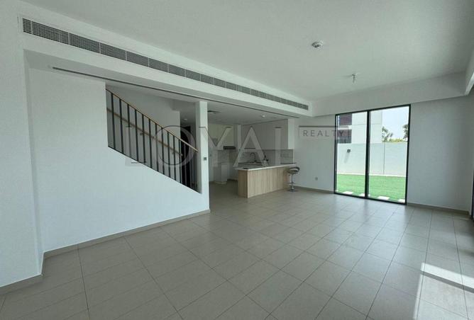 77364227 - Property Image 3