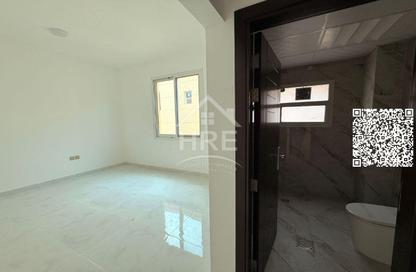 Apartment - 2 Bedrooms - 3 Bathrooms for rent in Al Mowaihat 2 - Al Mowaihat - Ajman