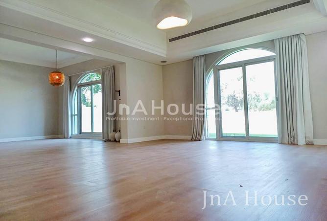 101717999 - Property Image 3