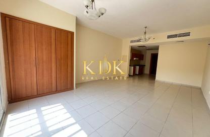 Apartment - Studio - 1 for rent in Mulberry 1 - Emirates Gardens 2 - District 14 - Jumeirah Village Circle - Dubai